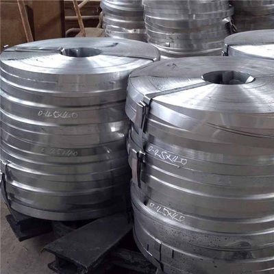 Bandes dx51 en acier galvanisé professionnel d'épaisseur de 0,12-5 mm et norme AiSi