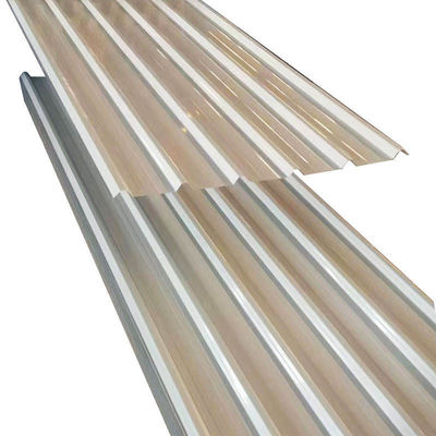Matériau d'assurance Z41-Z60 Service de traitement de la flexion revêtue Plaque d'acier ondulée avec capacité de flexion
