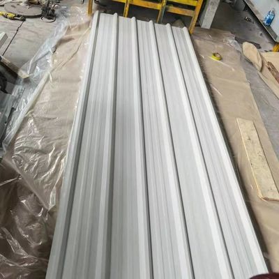 Personnalisation de la tôle d'acier galvanisé ondulé PPGI PPGL avec revêtement Z41-Z60 et tolérance ± 1%