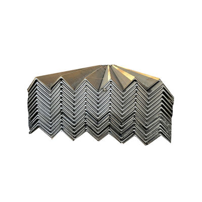 AISI ASTM BS DIN GB JIS EN Angle en acier 40*40*3 mm pour la personnalisation et la facturation par poids réel