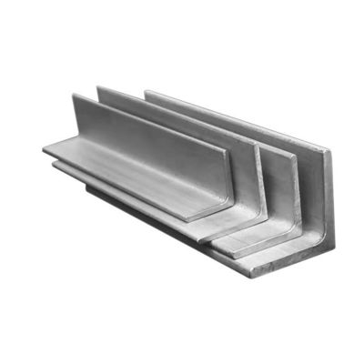 60x60x4 acier d'angle de couleur SS400-SS540 et compétitif à une tolérance de ± 1%