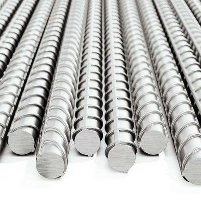 Barre d'acier personnalisée HRB400 HRB500 astm grade 420 avec tolérance ± 1% et coupe de service de traitement