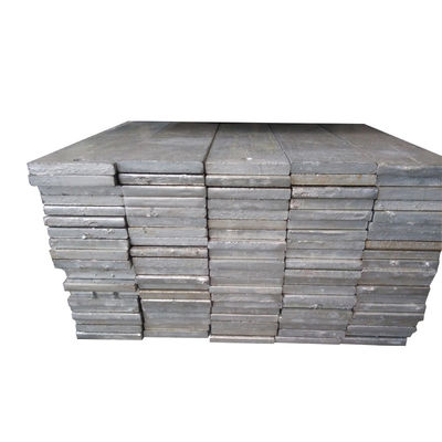 Barres plates en acier laminé à chaud de qualité Q345B/Q235B avec service de traitement de décoiling