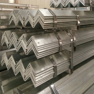 Angle d'acier personnalisé 75x75 en AISI standard ASTM BS DIN GB JIS EN avec service de traitement rapide