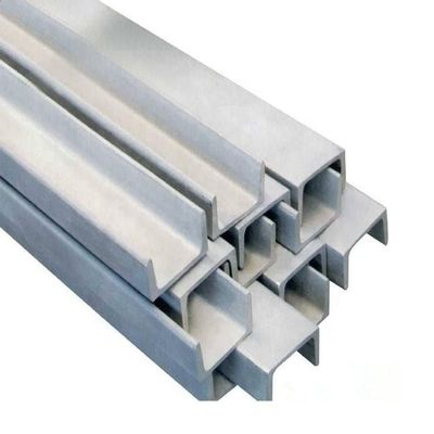 Acier standard JIS perforé en forme de canal C Taille 200 x 80 x 7,5 x 11 mm